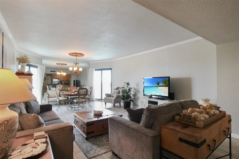 1050 LONGBOAT CLUB ROAD #702 Longboat Key, FL 34228