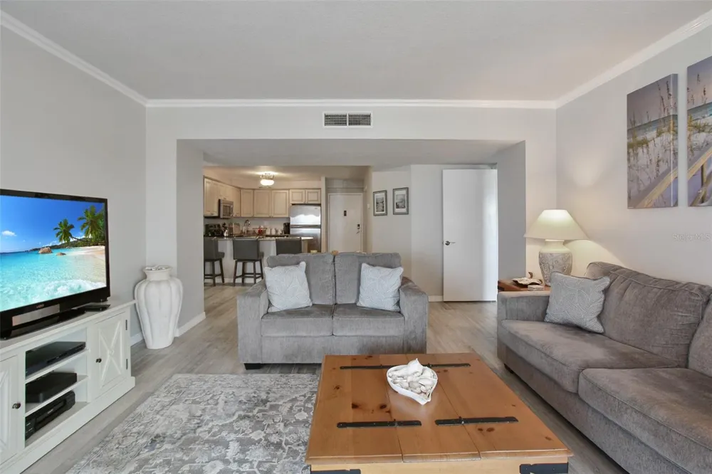 1050 LONGBOAT CLUB ROAD #702 Longboat Key, FL 34228
