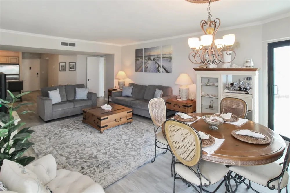 1050 LONGBOAT CLUB ROAD #702 Longboat Key, FL 34228