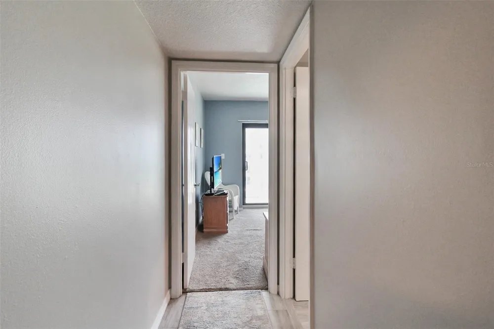 1050 LONGBOAT CLUB ROAD #702 Longboat Key, FL 34228