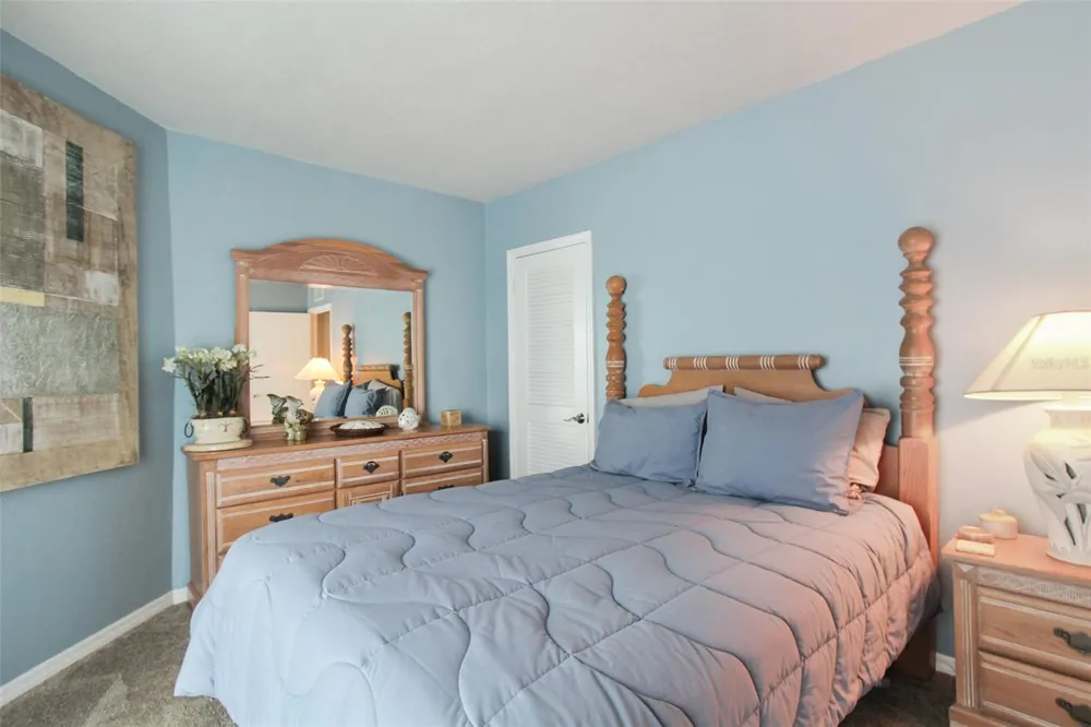 1050 LONGBOAT CLUB ROAD #702 Longboat Key, FL 34228