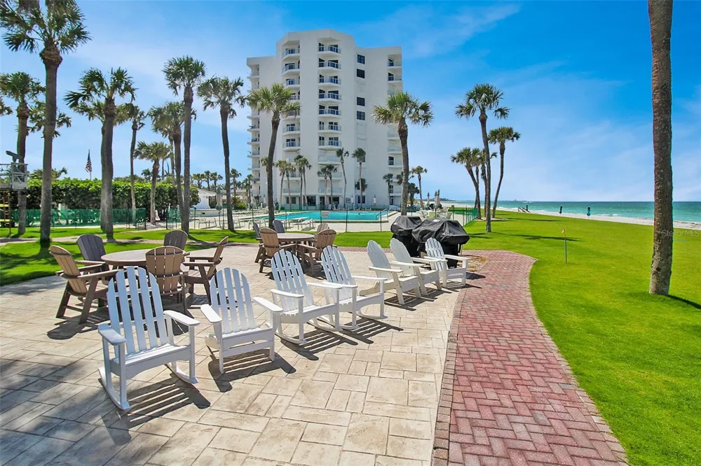 1050 LONGBOAT CLUB ROAD #702 Longboat Key, FL 34228