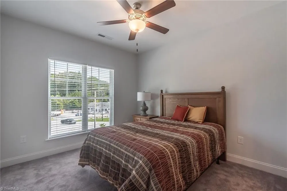 605, 607 Riverside Drive Mount Airy, NC 27030