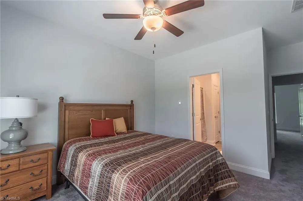 605, 607 Riverside Drive Mount Airy, NC 27030