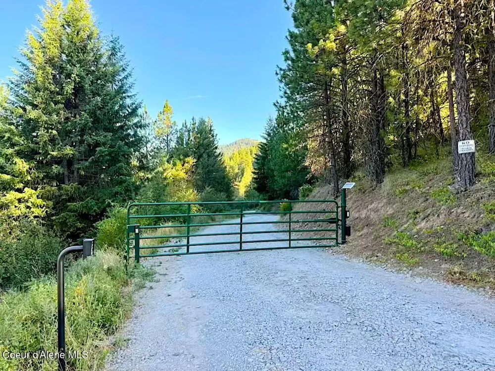 869 Eagle Ridge Lane Kingston, ID 83839