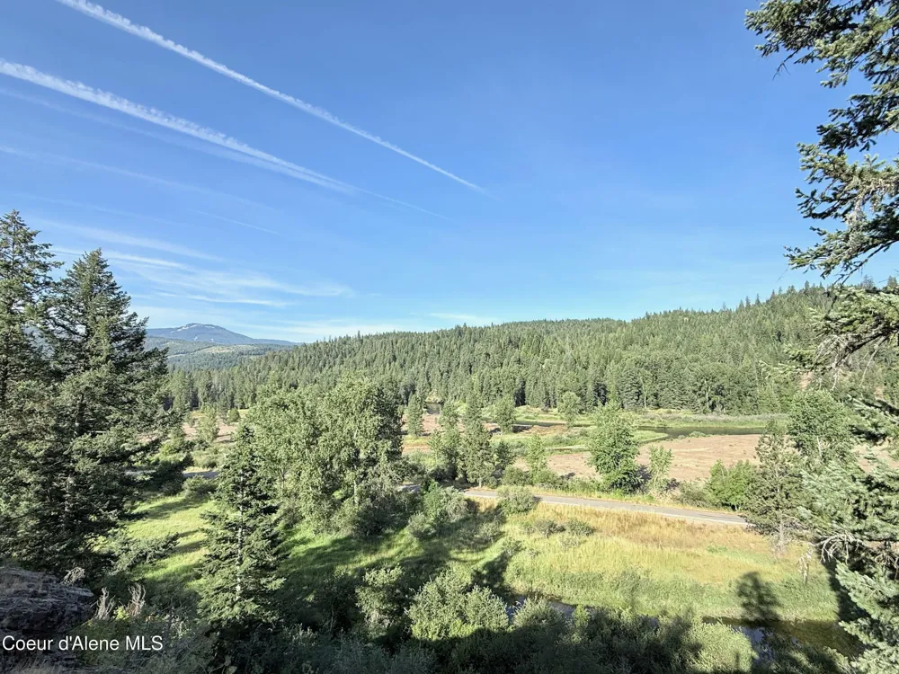 869 Eagle Ridge Lane Kingston, ID 83839