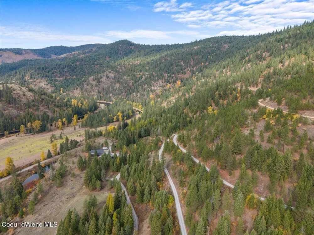 869 Eagle Ridge Lane Kingston, ID 83839