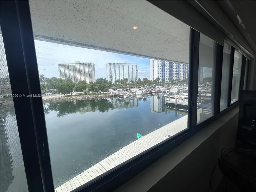 324 Poinciana Dr Sunny Isles Beach, FL 33160