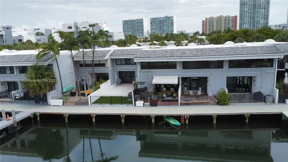 324 Poinciana Dr Sunny Isles Beach, FL 33160