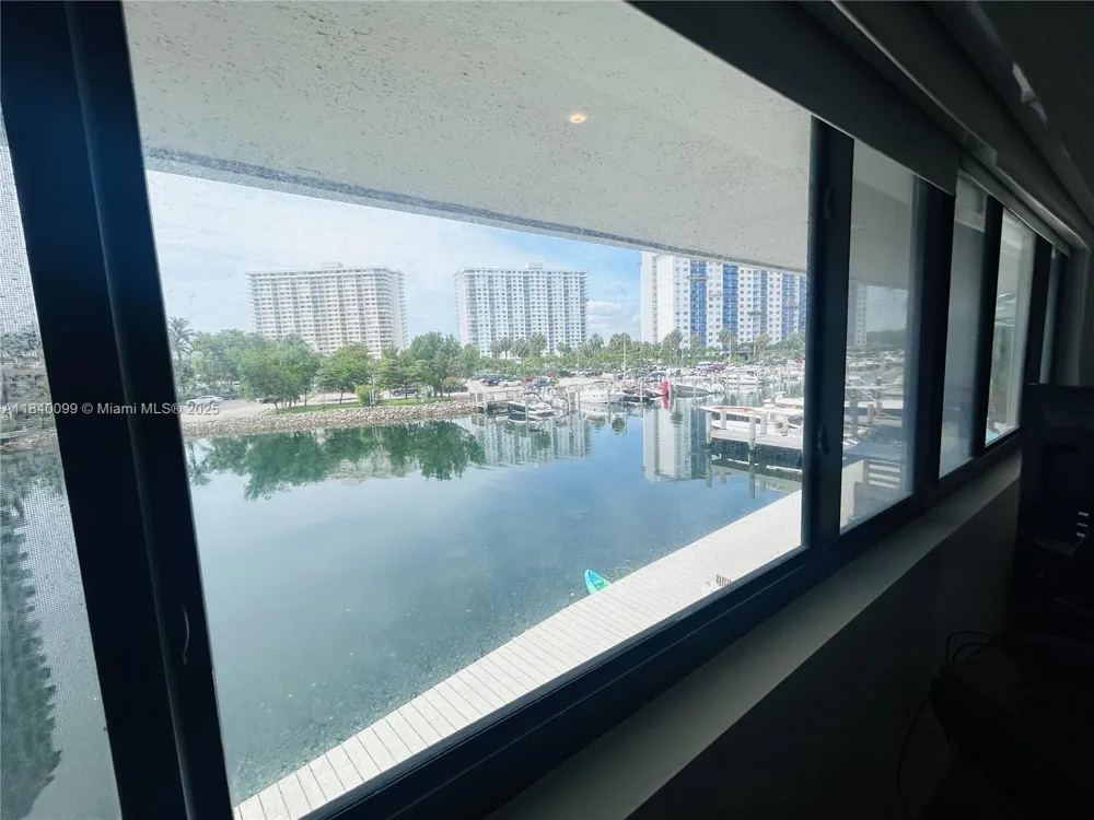 324 Poinciana Dr Sunny Isles Beach, FL 33160