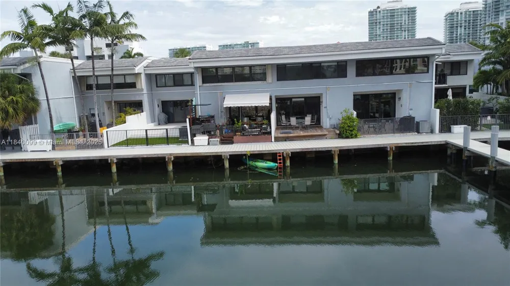 324 Poinciana Dr Sunny Isles Beach, FL 33160