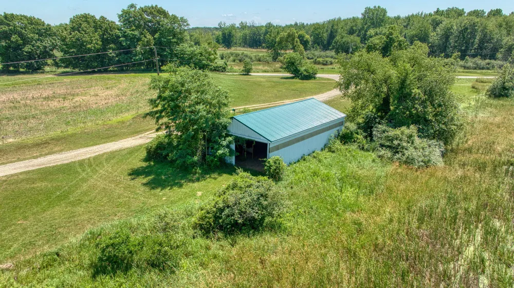 8896 CASE ROAD Brooklyn, MI 49230