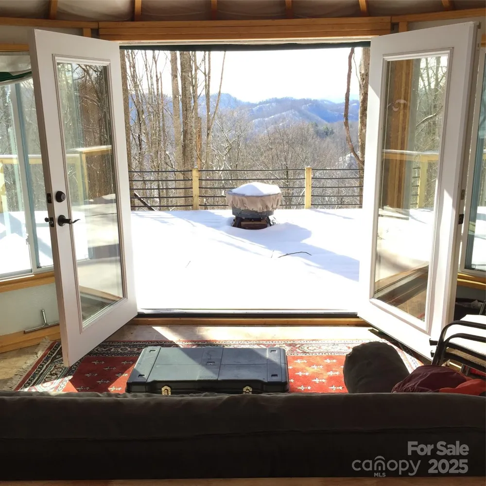 1710 Roaring Fork Road Mars Hill, NC 28754
