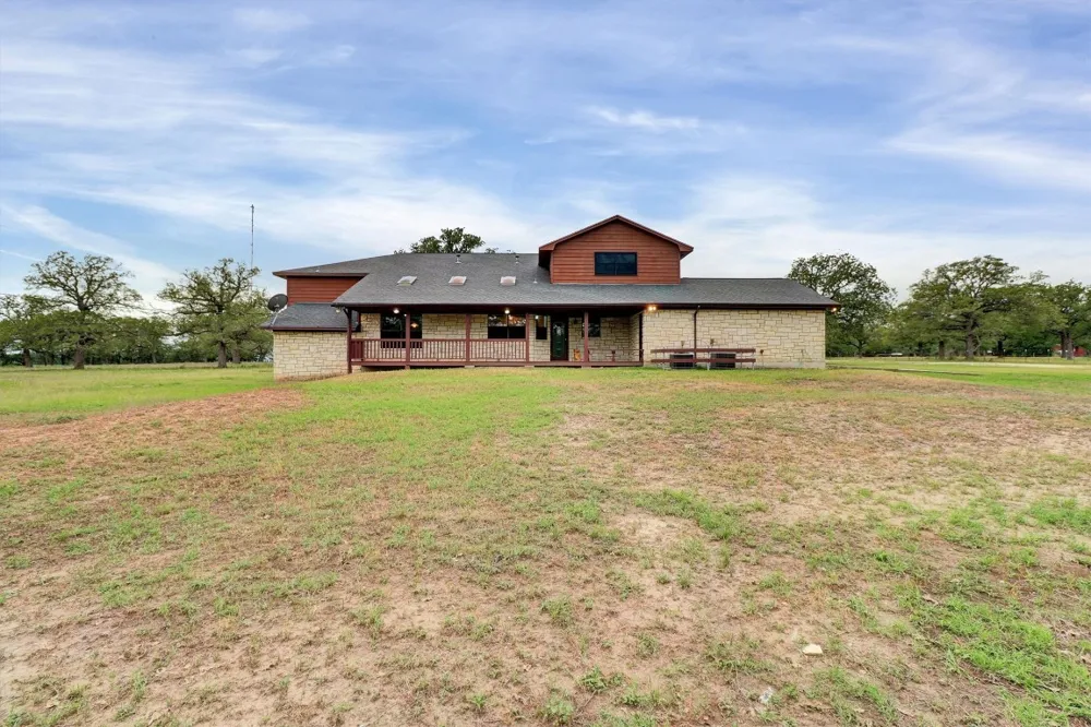 847 Highway 95 S Smithville, TX 78957