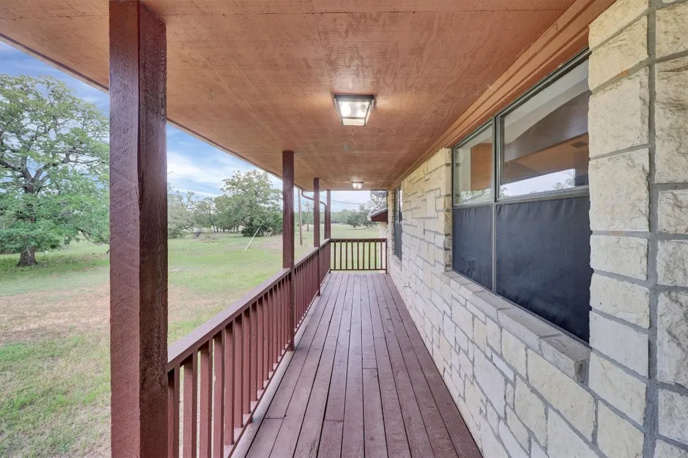 847 Highway 95 S Smithville, TX 78957