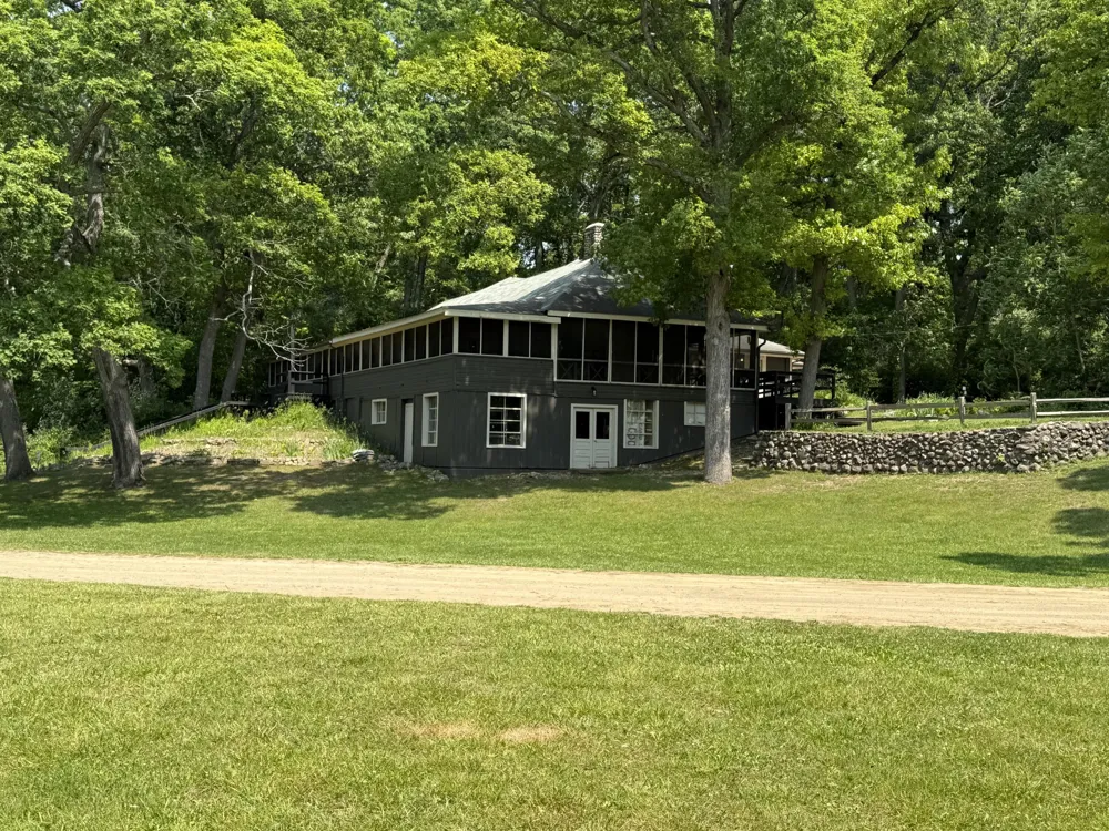 6458 Richardson Road Road Howell, MI 48843