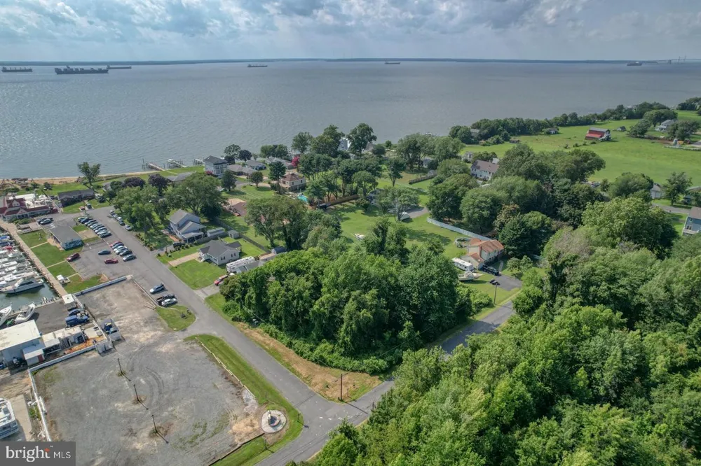 ALLEN AVENUE Stevensville, MD 21666
