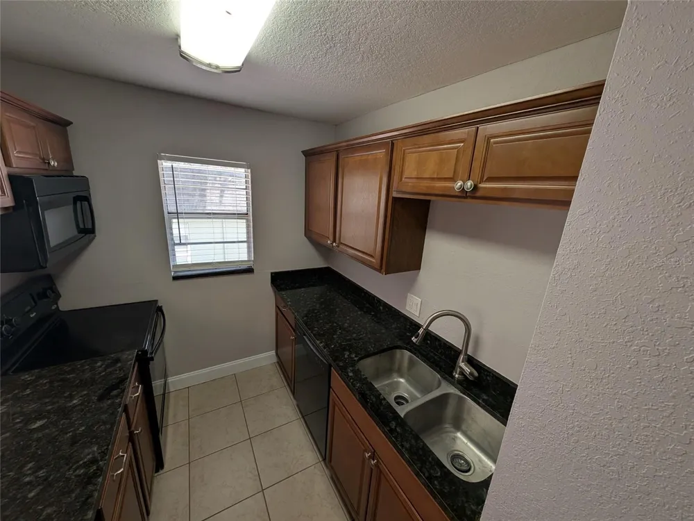 2564 SE 15TH AVENUE #G ocala, FL 34471