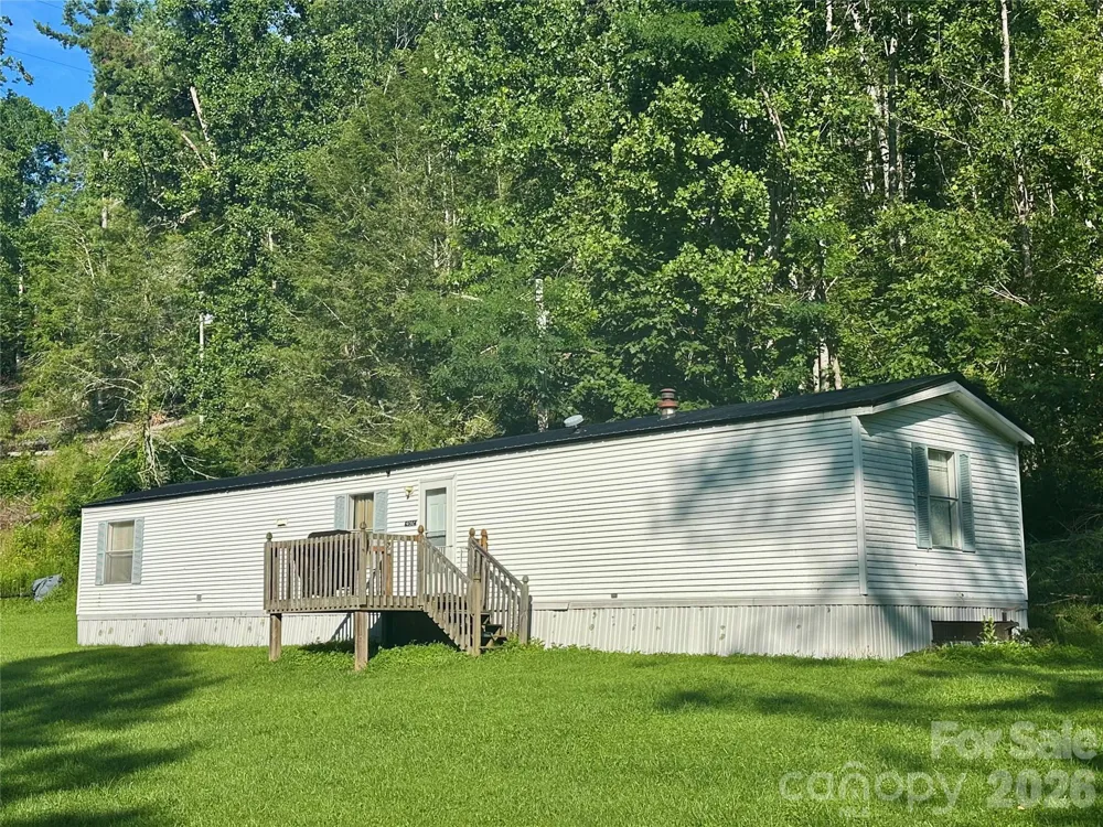 492 Chestnut Mountain Road Spruce Pine, NC 28777