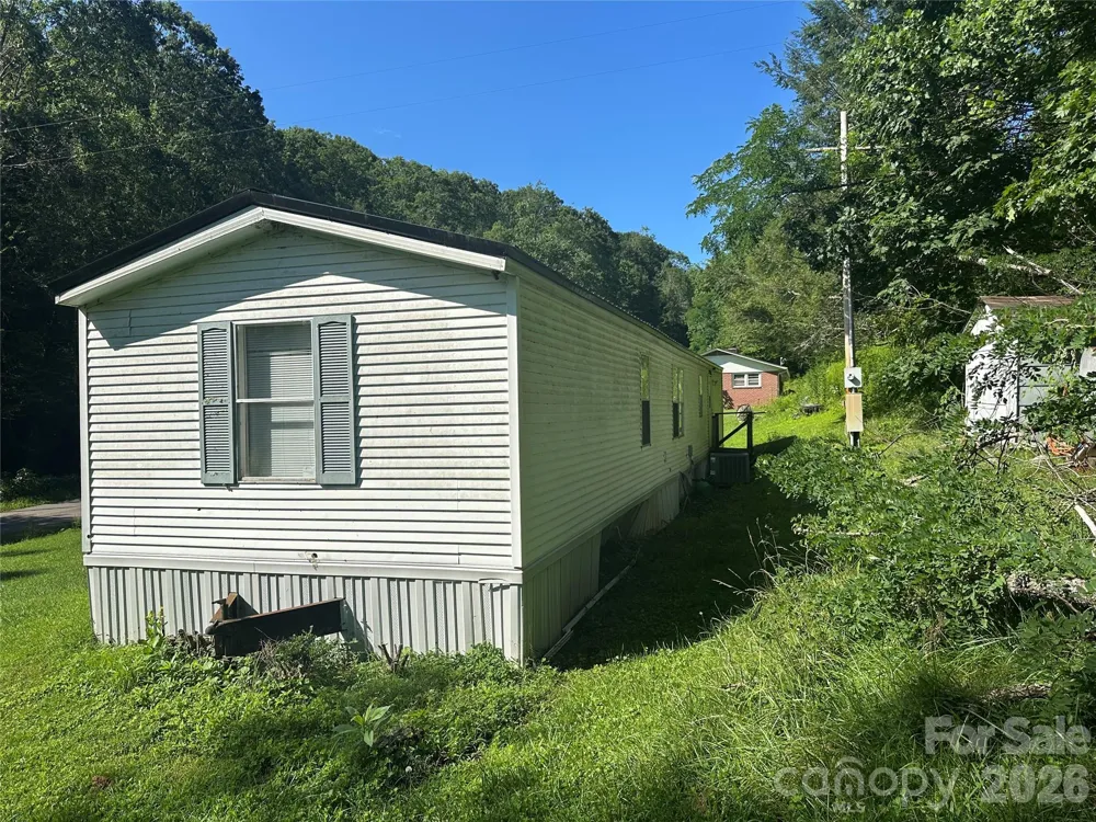 492 Chestnut Mountain Road Spruce Pine, NC 28777