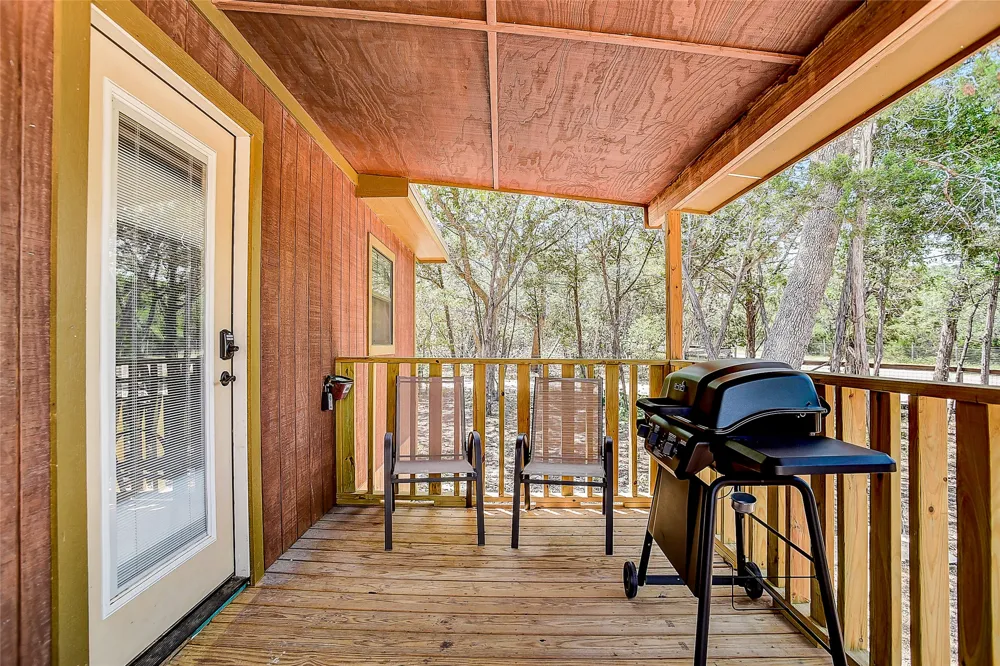 1374 Forest View Drive Blanco, TX 78606