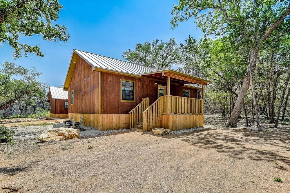 1374 Forest View Drive Blanco, TX 78606
