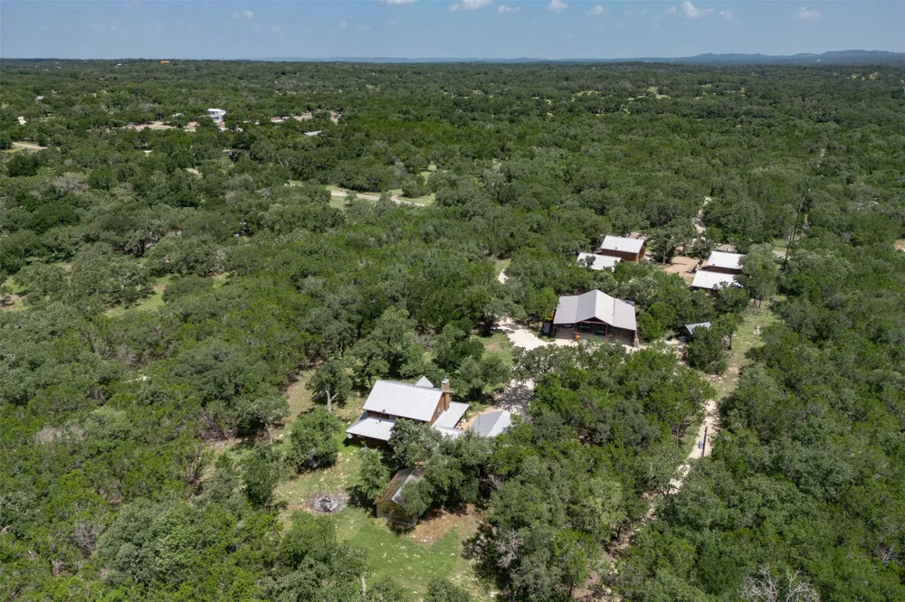 1374 Forest View Drive Blanco, TX 78606