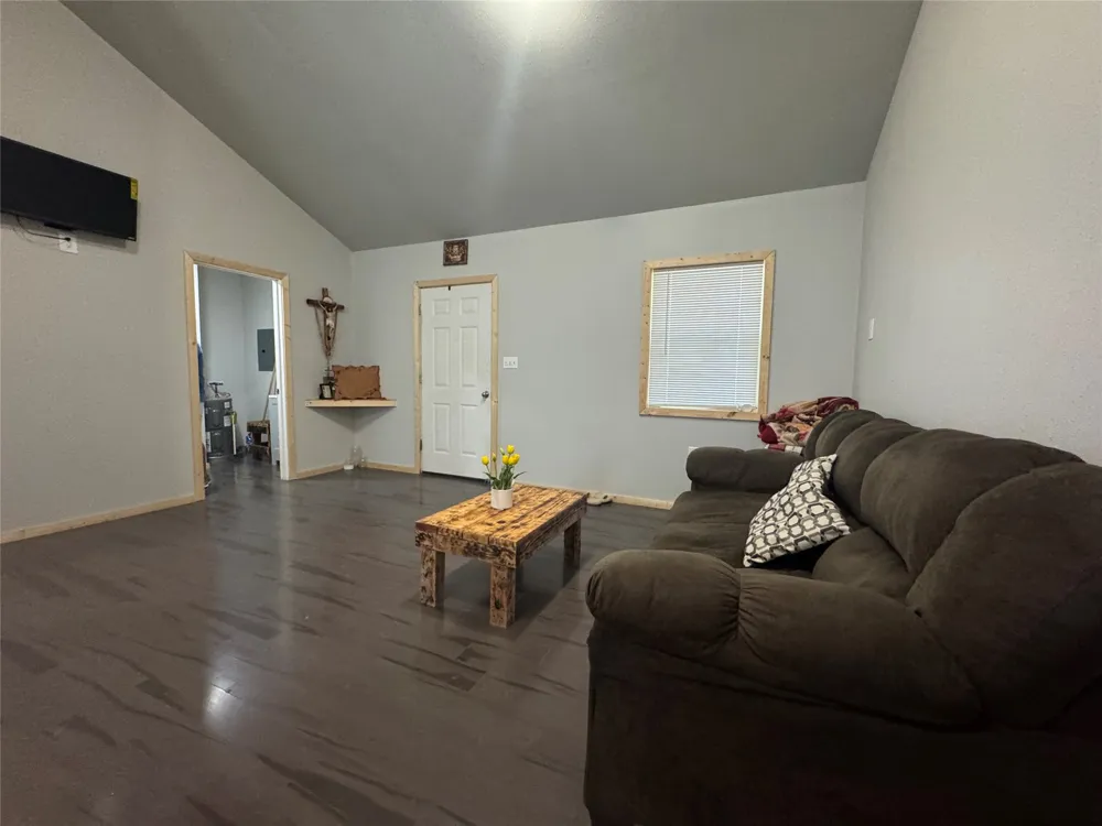 410 Douglas Street Mart, TX 76664