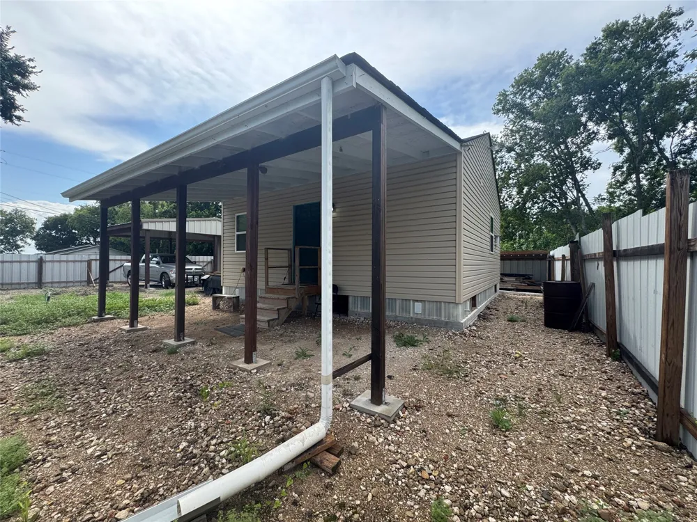 410 Douglas Street Mart, TX 76664