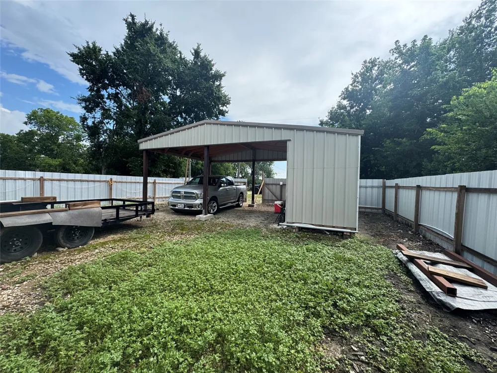 410 Douglas Street Mart, TX 76664