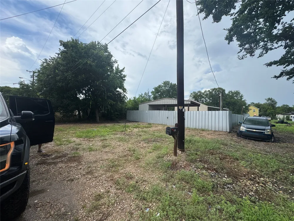 410 Douglas Street Mart, TX 76664
