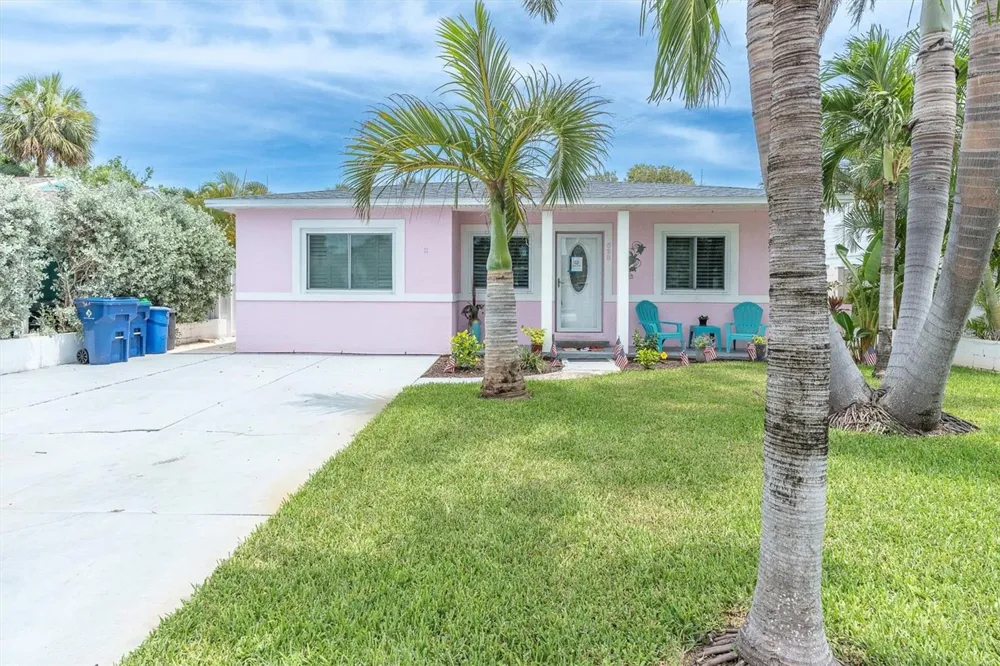 528 77TH AVENUE St Pete Beach, FL 33706