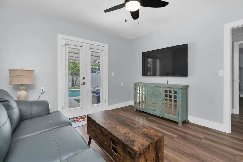 528 77TH AVENUE St Pete Beach, FL 33706