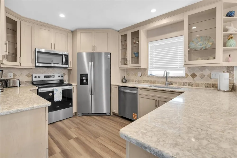 528 77TH AVENUE St Pete Beach, FL 33706