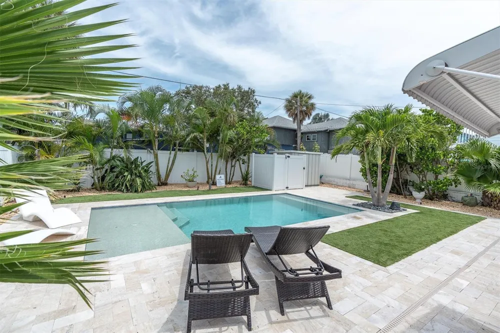 528 77TH AVENUE St Pete Beach, FL 33706
