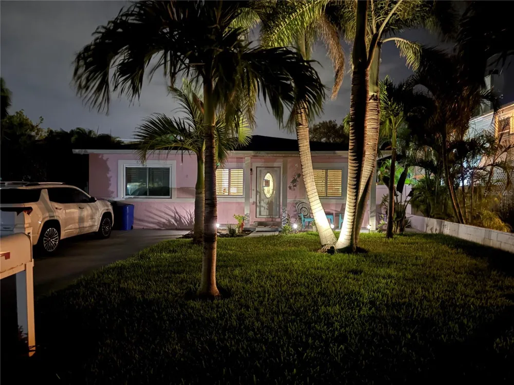 528 77TH AVENUE St Pete Beach, FL 33706
