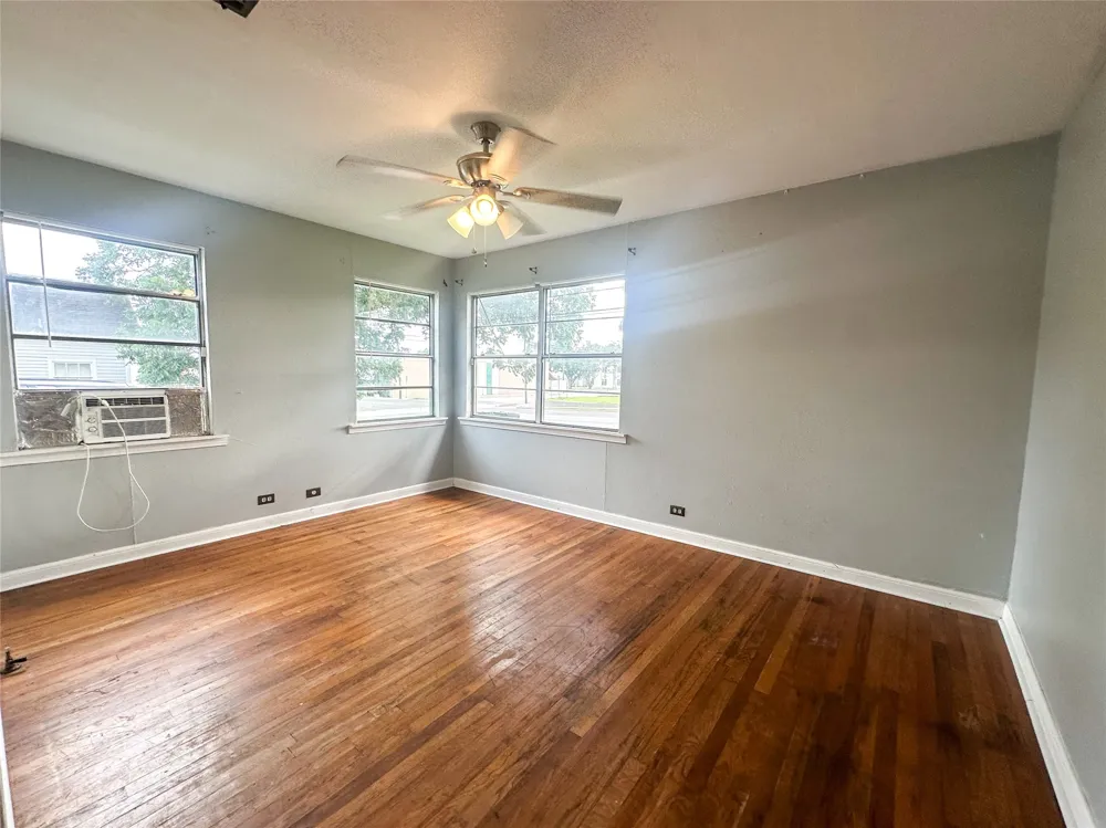 407 Bremond Street Franklin, TX 77856