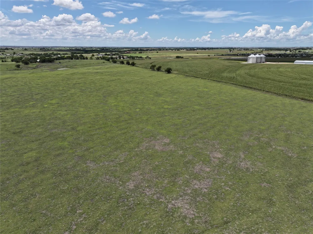 20681 Cameron Road Coupland, TX 78615