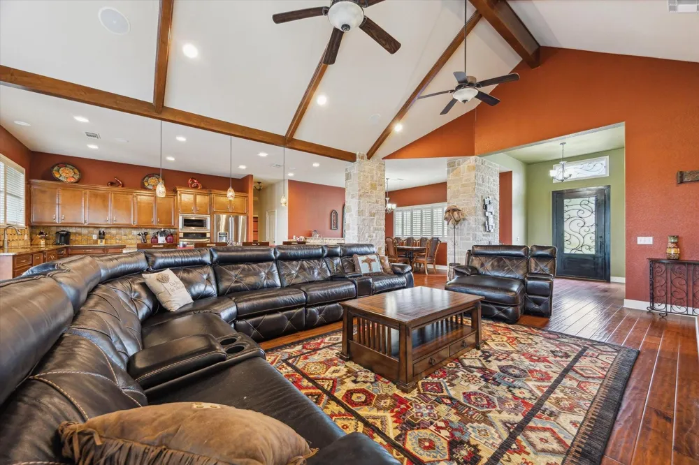 1889 Rush Creek Canyon Lake, TX 78133