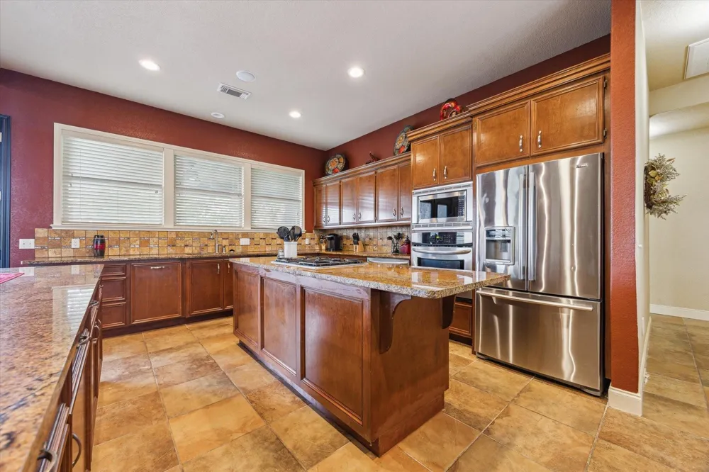 1889 Rush Creek Canyon Lake, TX 78133