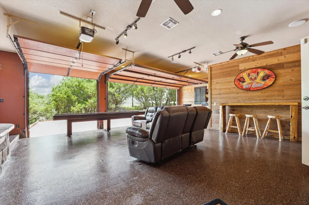 1889 Rush Creek Canyon Lake, TX 78133