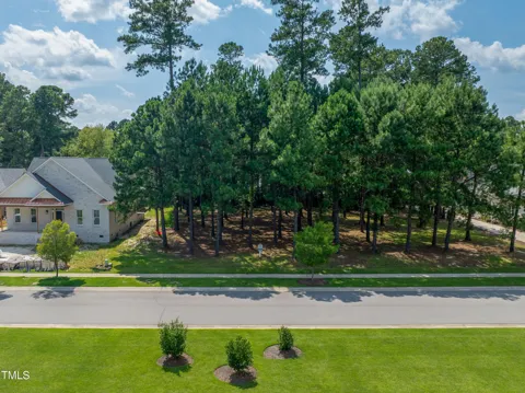 1124 Azalea Lane NW