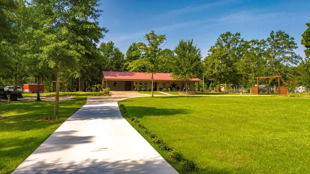 260 J T Smith Drive Corrigan, TX 75939