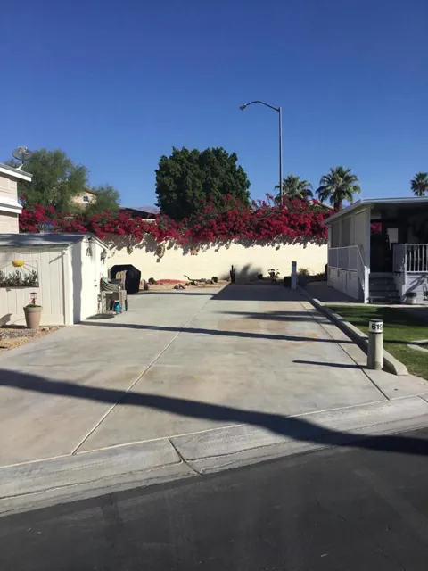 84136 Ave 44, 619 #619