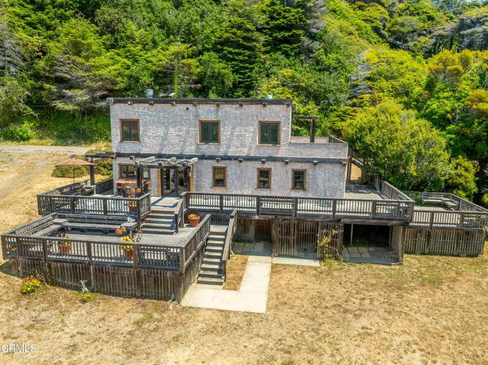 42501 CA-1 Westport, CA 95488