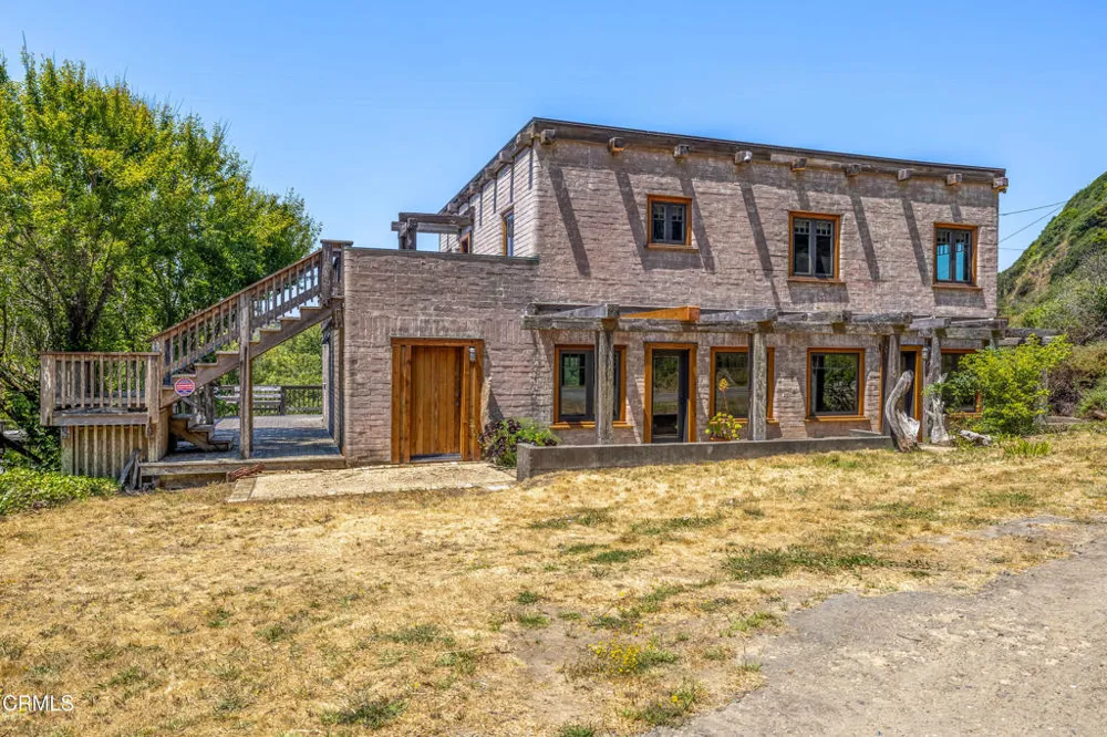 42501 CA-1 Westport, CA 95488