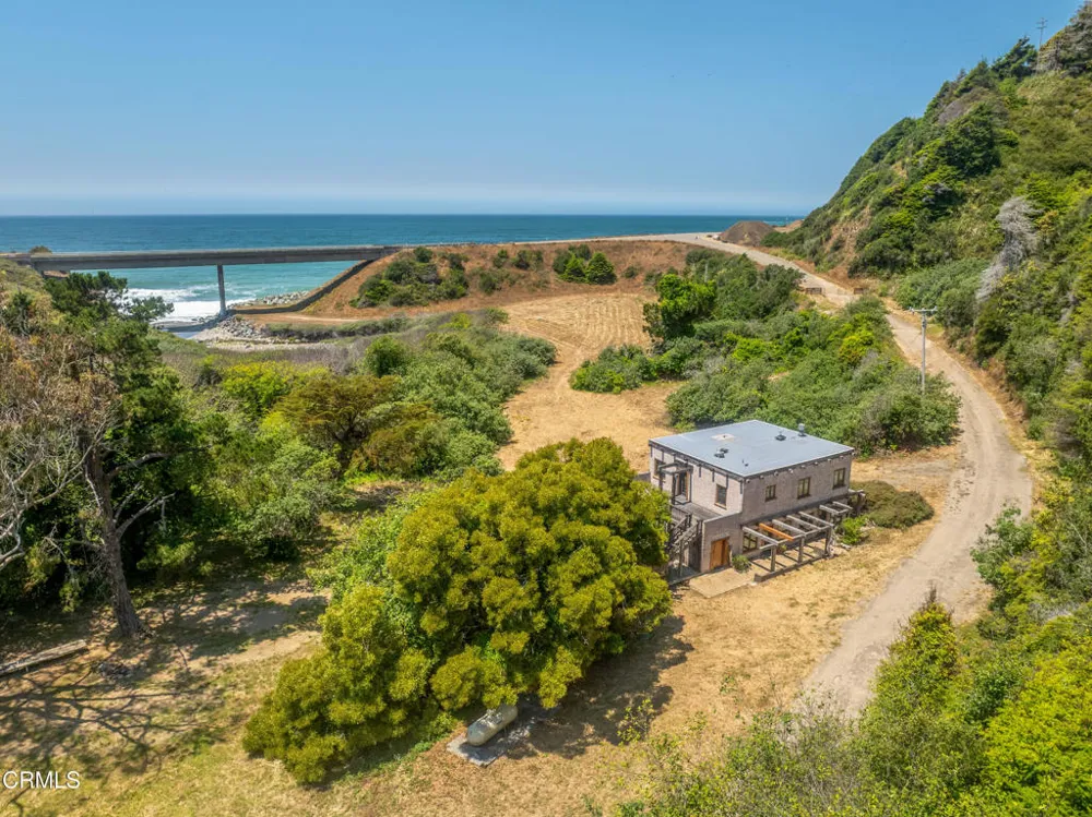 42501 CA-1 Westport, CA 95488