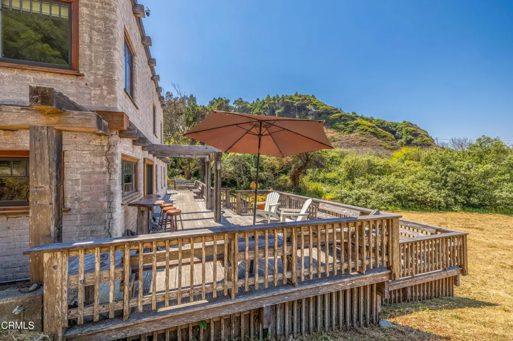 42501 CA-1 Westport, CA 95488