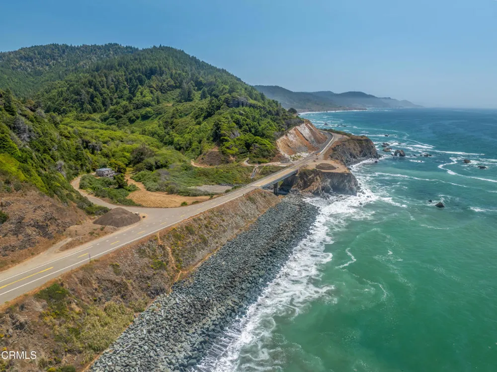 42501 CA-1 Westport, CA 95488
