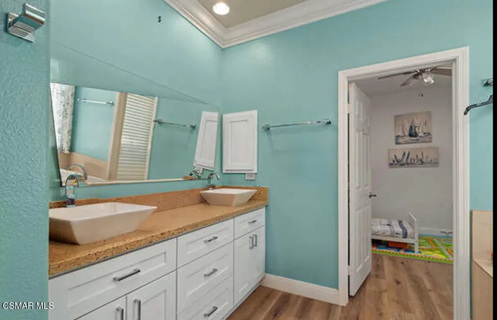 2336 Summerwind Place Carlsbad, CA 92008